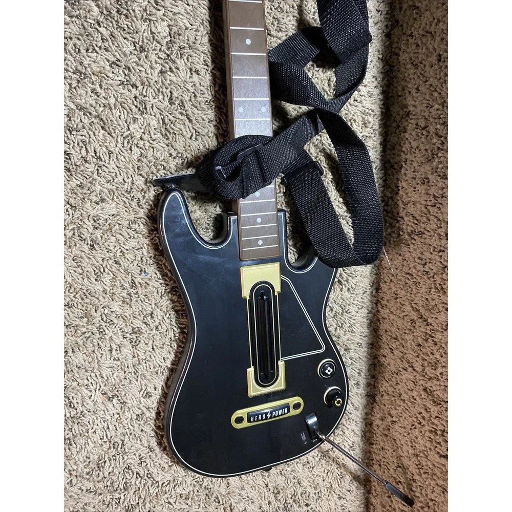Activision Guitar Hero Live Wireless Guitar Controller Xbox One PS4 No Dongle